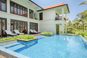 Stunning View Premium Beach Villa pool Gym